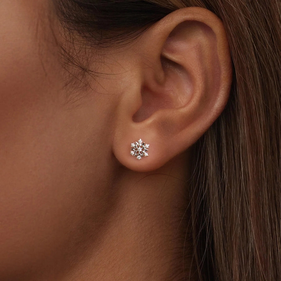 1 Pair White Gold Plated 925 Sterling Silver Zircon Snowflake Ear Studs